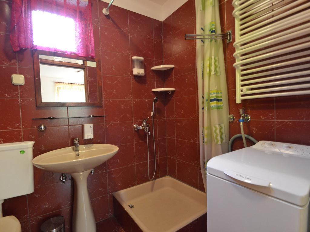 Holiday Home Coprnicka Hisa Skrad Esterno foto