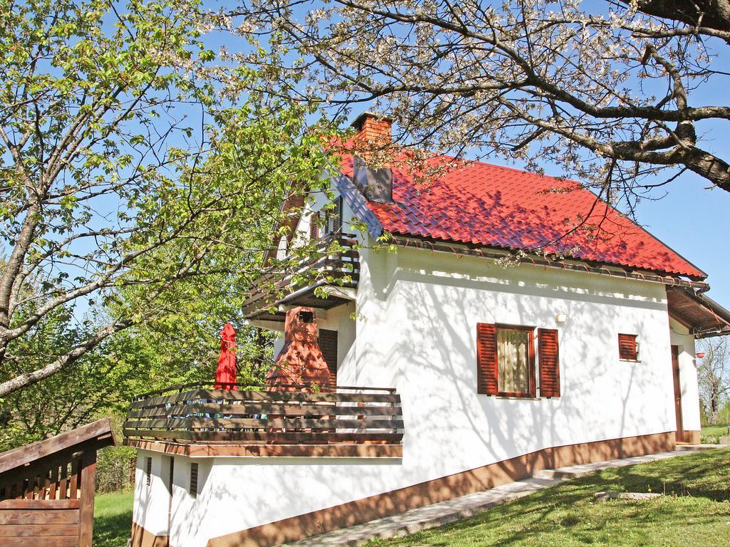 Holiday Home Coprnicka Hisa Skrad Esterno foto