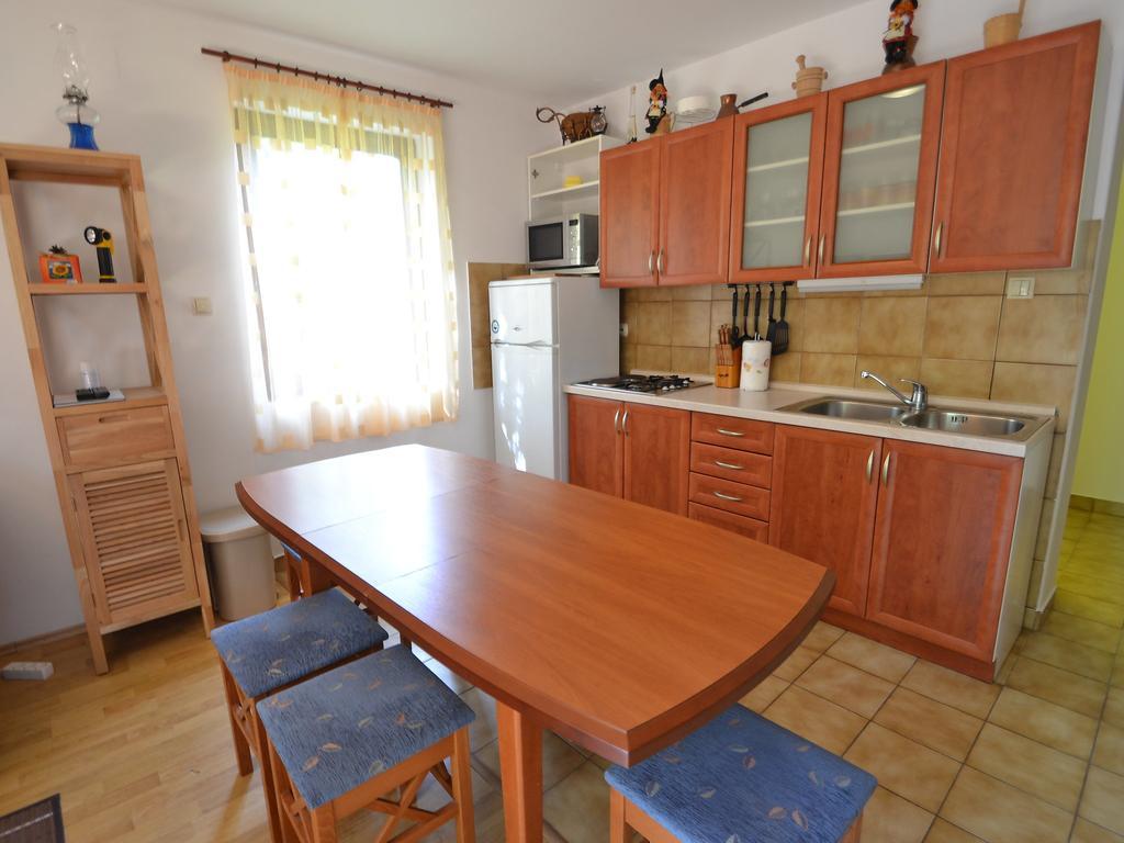 Holiday Home Coprnicka Hisa Skrad Esterno foto