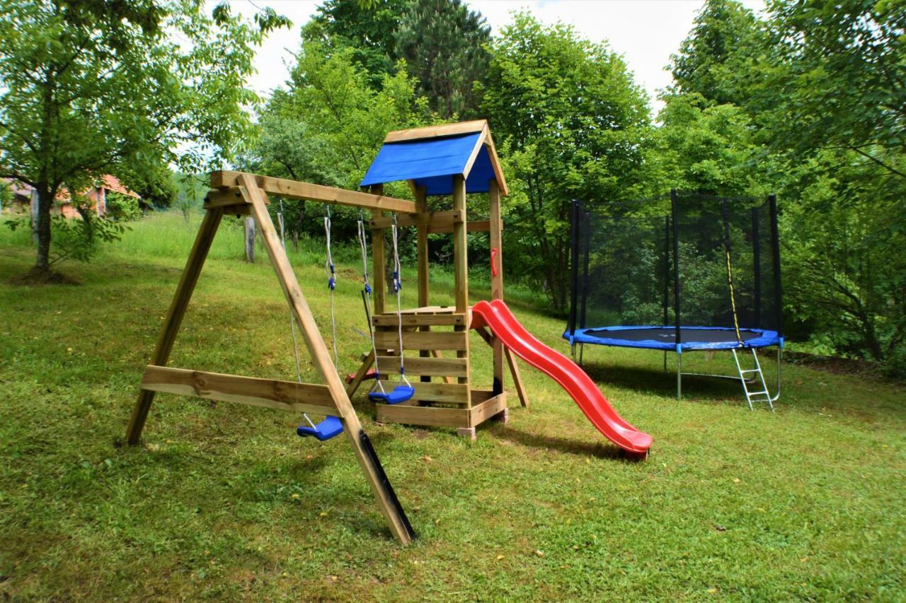 Holiday Home Coprnicka Hisa Skrad Esterno foto
